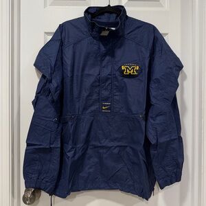 Nike Men's Deep Blue Windbreaker Jacket